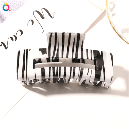 Chris Rubin Ruby Hair Claw - Zebra - Shapewear | Fashiongirl