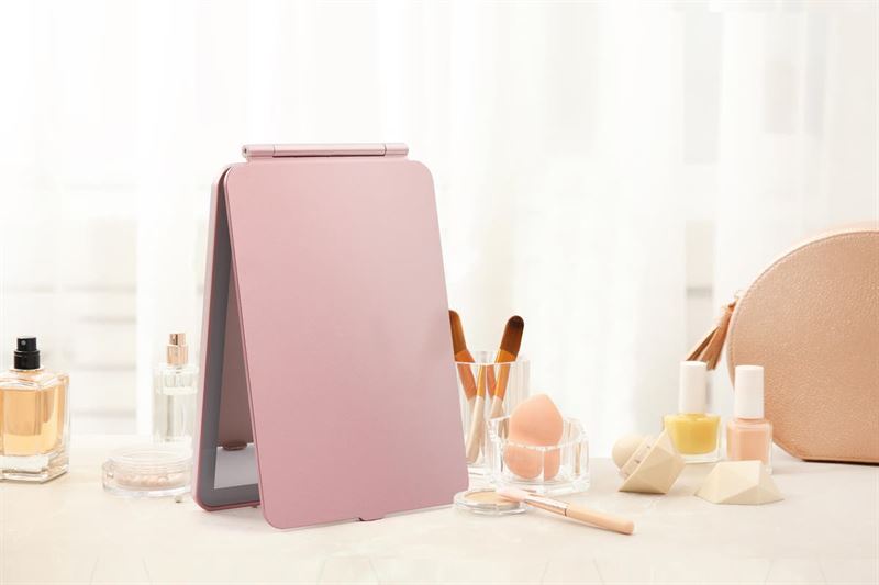 UNIQ Foldable Rechargeable LED Mirror - Vanity Travel Mirror - Pink - Mirror