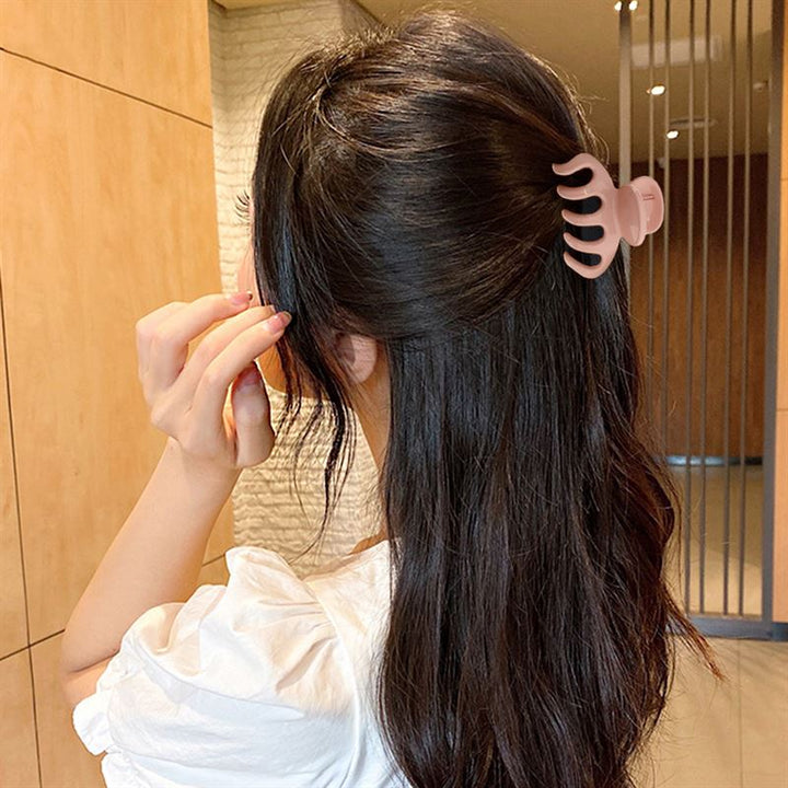 SOHO Esta Hair Claw - White - Hair Accessories