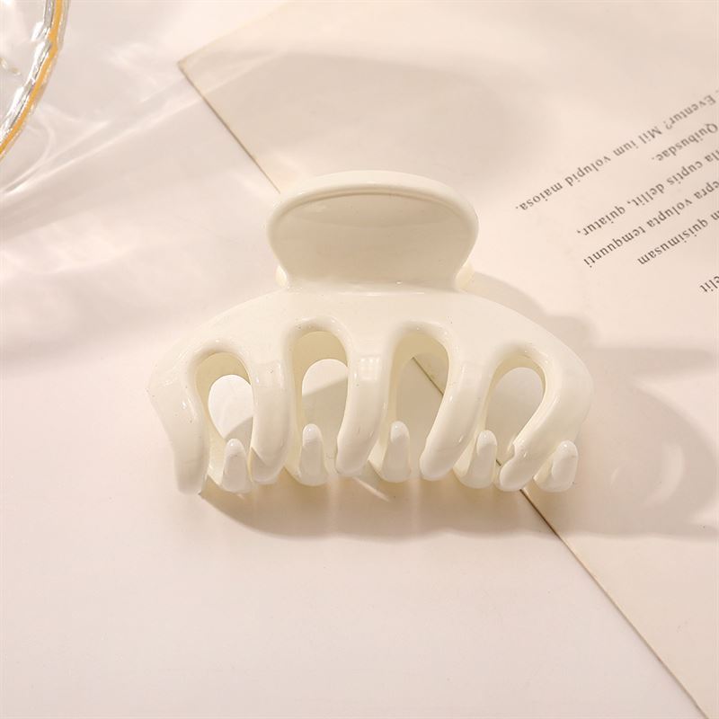 SOHO Esta Hair Claw - White - Hair Accessories