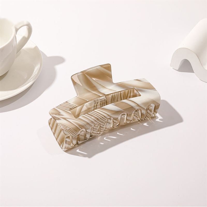 SOHO Kaisa Hair Claw - Brown - Hair Accessories