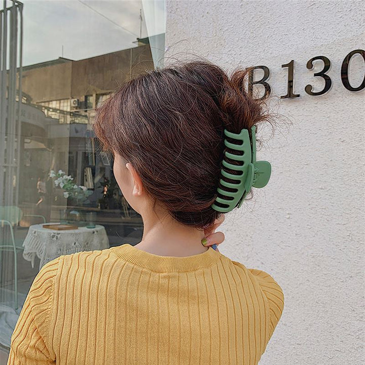 SOHO Kana Hair Claw - Sand - Hair Accessories