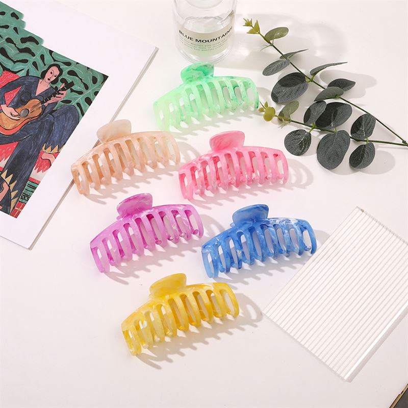 SOHO Kana Marble Hair Claw - Sand - Hair Accessories
