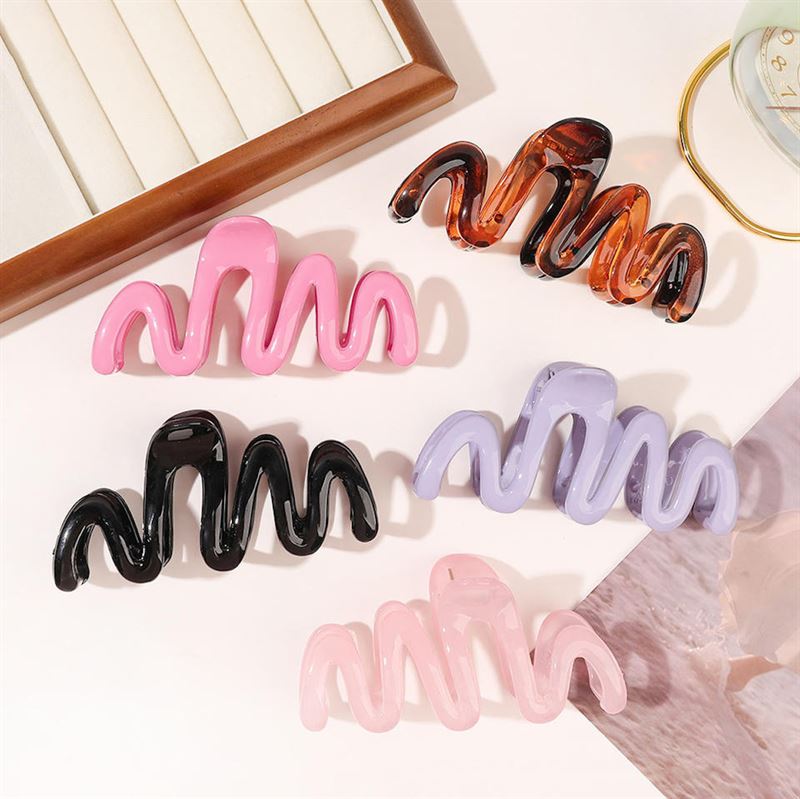 SOHO Malik Hair Claw - White - Hair Accessories