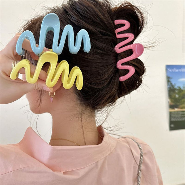 SOHO Malik Hair Claw - White - Hair Accessories