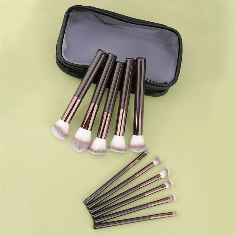 Technique PRO Chocolate Bronze Makeup Brush Set - 11 makeup brushes - Fashiongirl